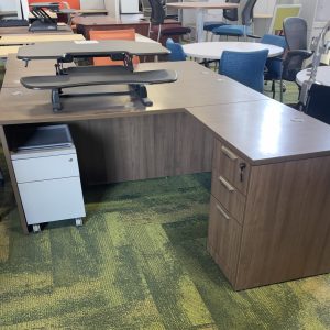 wallnut clor desk