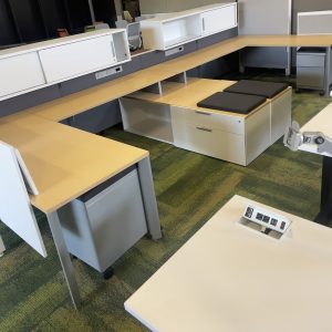 Teknion Compose workstation